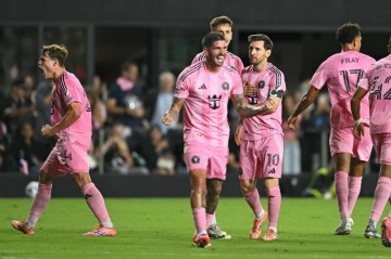 ESPN：梅西和德保罗将在今天对阵夏洛特FC的比赛中轮休