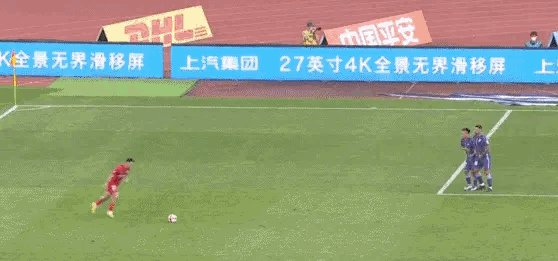 1661596187235039341.gif 李圣龙.gif